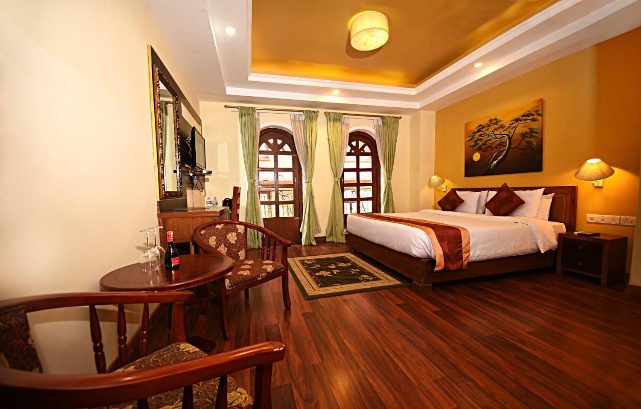 Dom Himalaya Hotel Kathmandu Ngoại thất bức ảnh