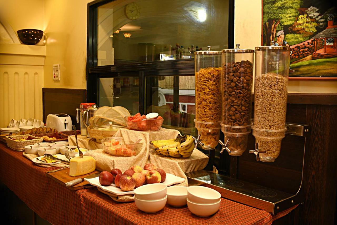 Dom Himalaya Hotel Kathmandu Ngoại thất bức ảnh